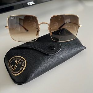 Ray Ban Square 1972 Classic Sunglasses